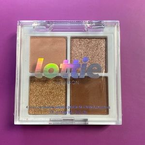 eyeshadow palette